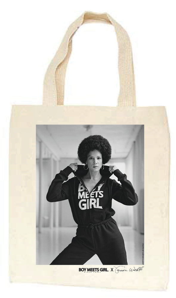 Boy Meets Girl® Black Label x Veronica Webb, shot by Sophie Elgort, has dropped. The 90’s are back, get this web exclusive tote today.
