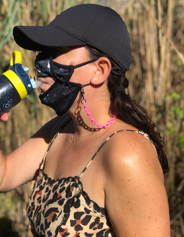 BOY MEETS GIRL® x Pretty Connected Mask Chain Set: Adult Black "Dylan" Drinking Sparkle Mask with Black Chain